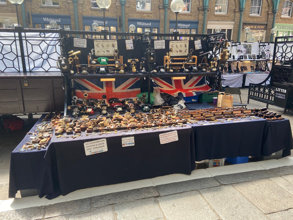 Antique 1950's Black & Gold Belgium Bell Telephone With a Handle
