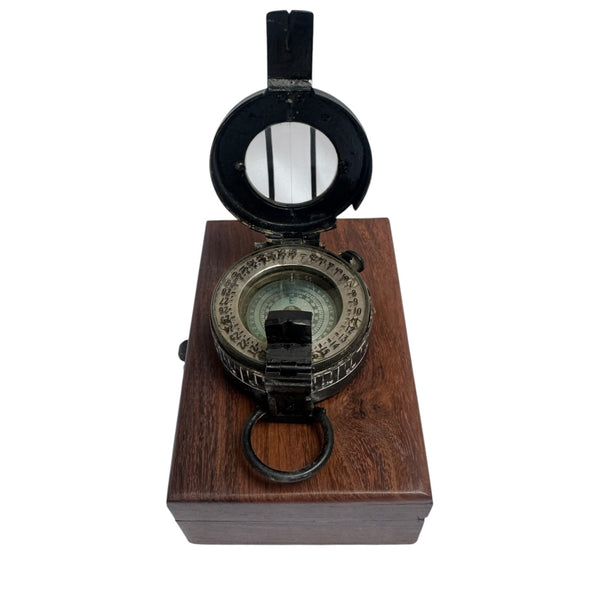 Antique 2nd World War Black T G Co Ltd London circa 1943 Army Prismatic Marching Compass in a wood box