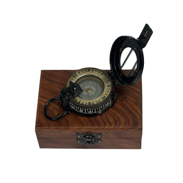Antique 2nd World War Black T G Co Ltd London circa 1944 Army Prismatic Marching Compass in a wood box