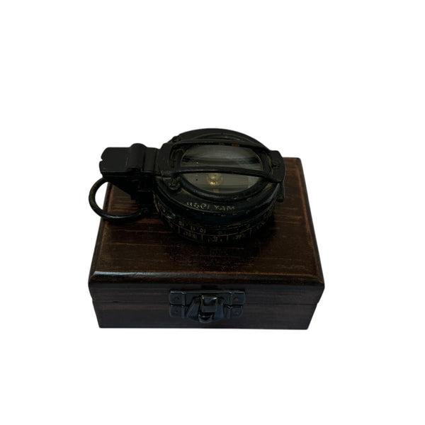 Very Rare Black Original Antique 2nd World War 1941 J.W HADLEY of Melbourne , RAAF ( Royal Australian Air Force ) Prismatic Marching Compass in a wooden box