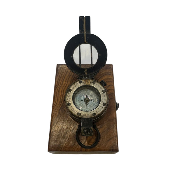 Rare Antique 2nd World War Black 1943 CKC ( Canadian Kodak Company ) British Army Prismatic Marching Compass