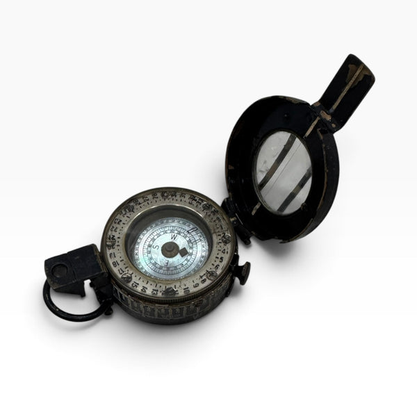 Antique 2nd World War Black T G Co Ltd London circa 1940 Army Prismatic Marching Compass in a wood box