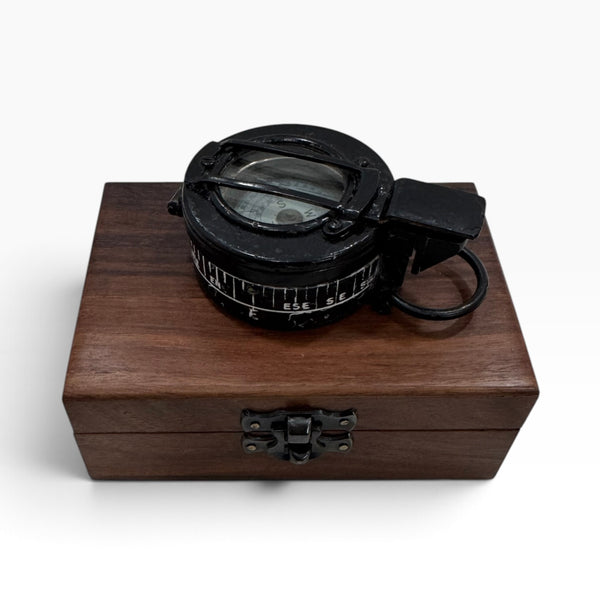 Antique 2nd World War Black T G Co Ltd London circa 1943 Army Prismatic Marching Compass in a wood box
