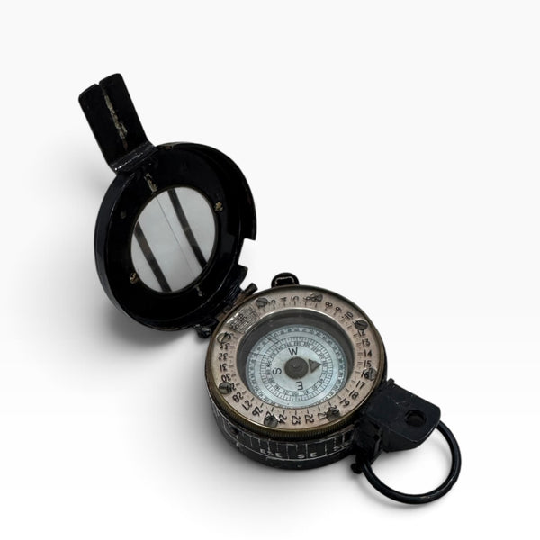 Antique 2nd World War Black T G Co Ltd London circa 1943 Army Prismatic Marching Compass in a wood box