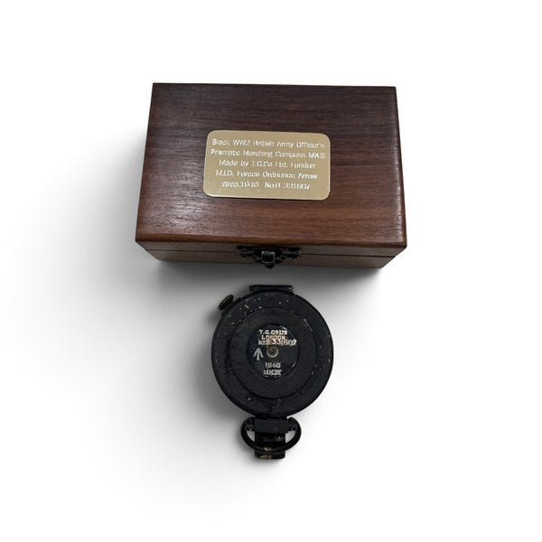 Antique 2nd World War Black T G Co Ltd London circa 1940 Army Prismatic Marching Compass in a wood box
