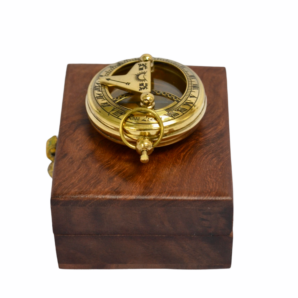 Lot - English Brass Sundial Compass by F L West, in a Fitted Wood Case Lot - English Brass Sundial Compass by F L West, in a Fitted Wood Case